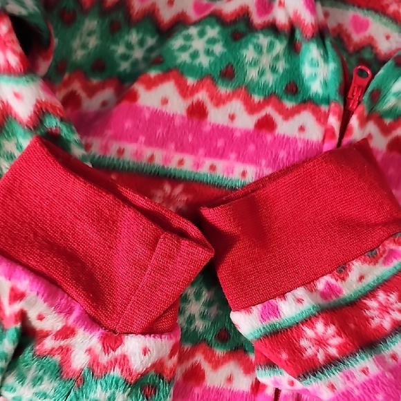 Cozy Kids Pajamas with Reindeer Hood - Pink and Green - Picture 4 of 5